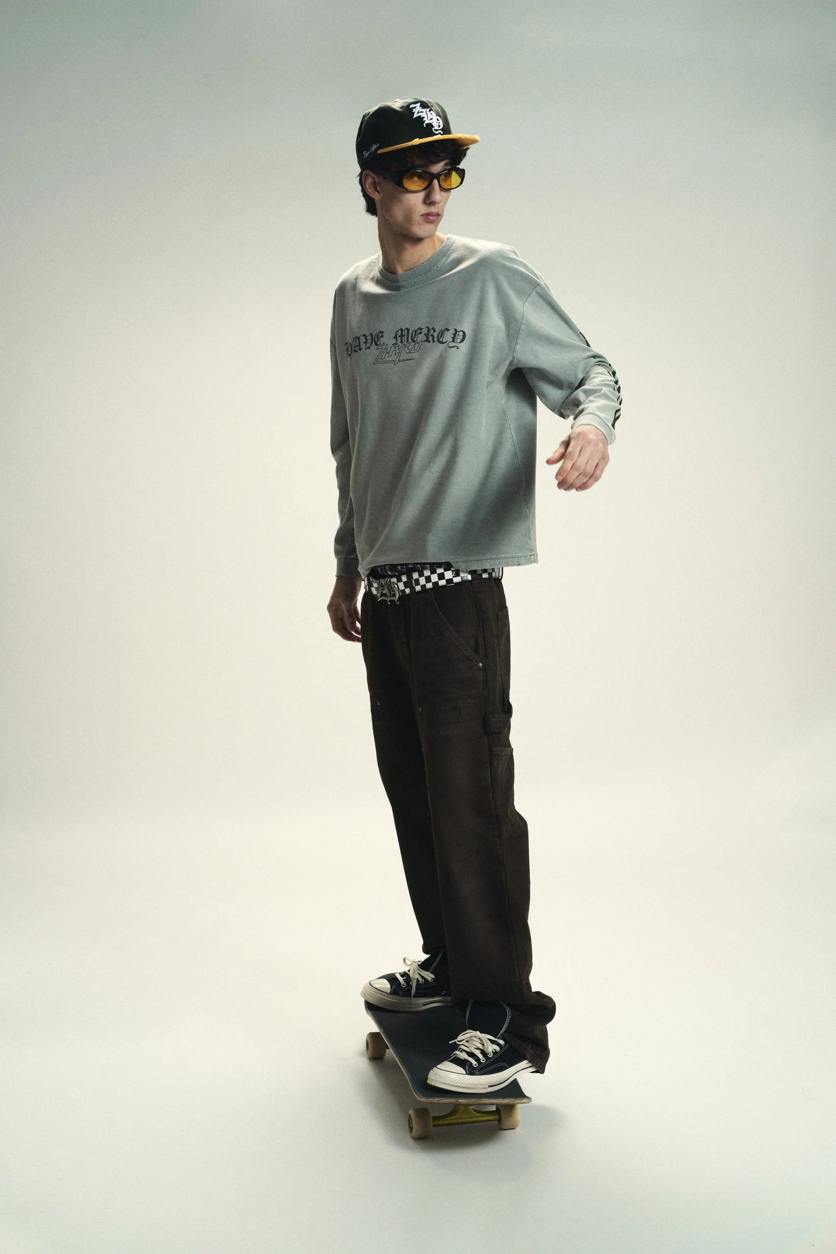 Zhyro lookbook voor ZHYRO, Studio, foto 1 van 12